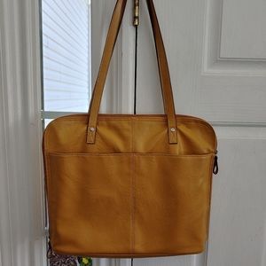 Tan Bueno shoulder satchel